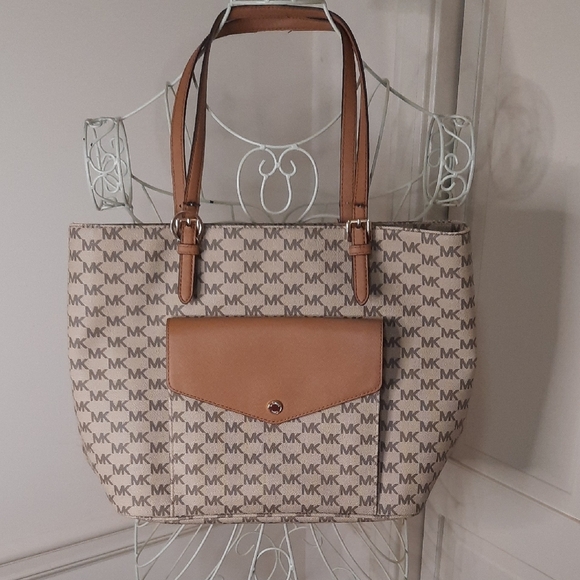 Michael Kors Beige and Brown Signature Tote - Picture 1 of 14
